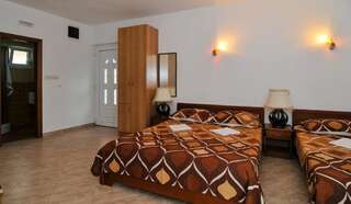 Апартаменты Apartments Samardžić Тиват Номер-студио с террасой (4 взрослых)-24